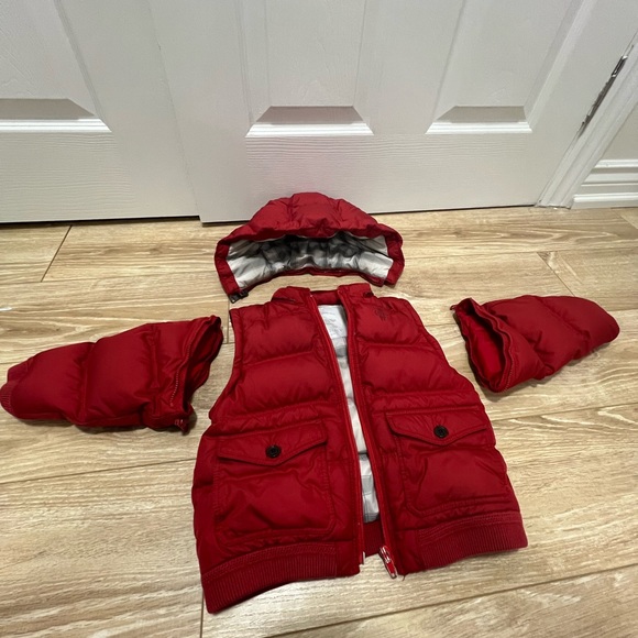 Burberry - boys 2 in 1 jacket. Red colour size 18months - Picture 11 of 14